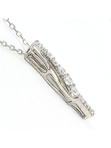 Unbranded 18K (18-karat white gold) necklace with a 0.24 carat diamond. Total weight approximately 2.1g. Approximately 45cm in length. Jewelry. (view 2)