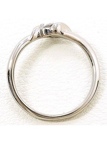 Unbranded 18K (18-karat white gold) ring with a 0.12 carat diamond. Total weight approximately 2.2g. Jewelry. (view 2)