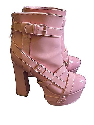 YRU Shoes Heels (view 1)