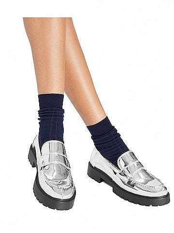 Tory Burch Classic Lug Loafer in Argento Silver 020 (view 2)