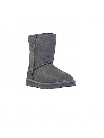 Ugg Women's Classic Short Ii Boots in Grey (view 1)