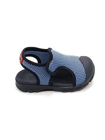 Hunter Boys Mesh Outdoor Walking Sandals in Stornoway Blue (view 1)