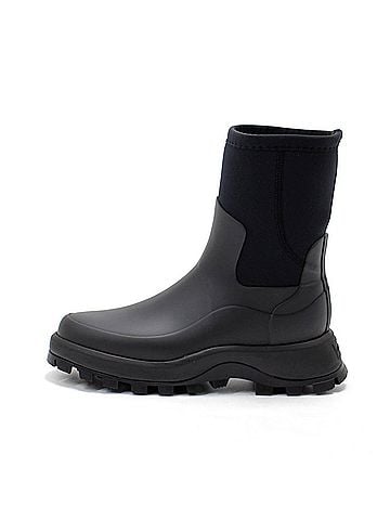 Hunter Women's City Explorer Short Neoprene Boots in Black (view 2)