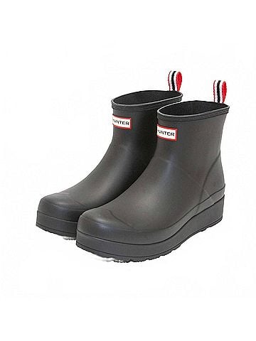 Hunter Women's Original Short Play Boots in Black (view 2)