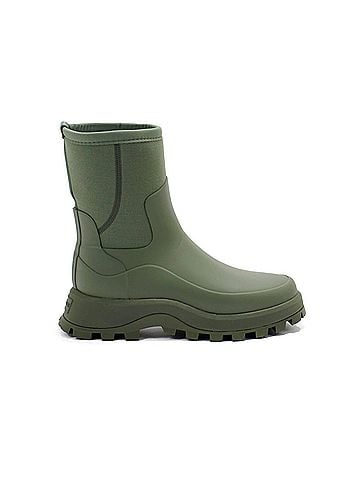 Hunter Women's City Explorer Short Neoprene Boots in Lichen Green (view 1)