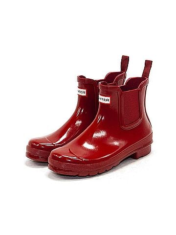 Hunter Women's Original Gloss Chelsea Boots in Military Red (view 2)