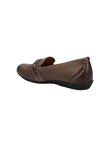 Taos Women's Gabby Loafer in Dark Olive (view 2)