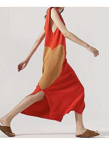 Lanhtropy Love Knitted Dress in Red (view 2)