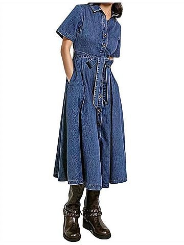 Flying Tomato Gisselle Washed Denim Midi Dress in Medium Wash (view 2)