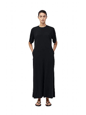 ST. AGNI Relaxed Tee Dress in Black (view 2)