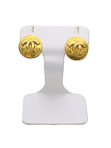 Chanel Chanel earrings, Coco Mark design, women's, brand name, GP gold, round. (view 2)