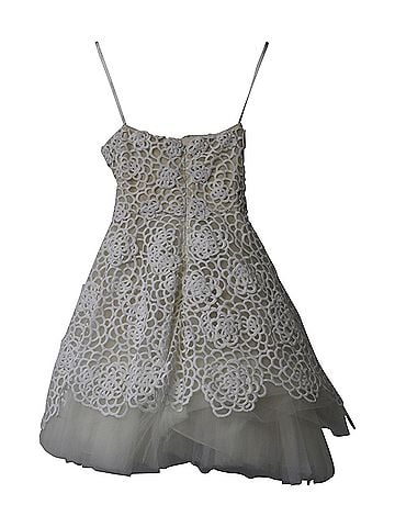 Oscar De La Renta Oscar De La Renta Bridal Laser Cut Short Balloon Tulle Dress in White Nylon Polyester (view 2)