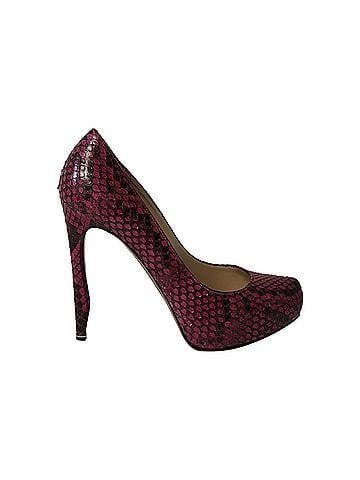 Nicholas Kirkwood Nicholas Kirkwood Snakeskin-Embossed Pumps in Purple Leather (view 1)