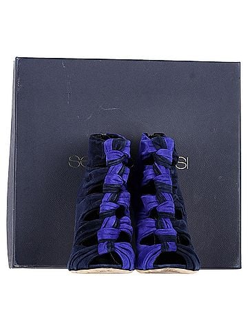 Sergio Rossi Sergio Rossi Bi-Color Cut Out Ankle Boots in Blue Suede (view 2)