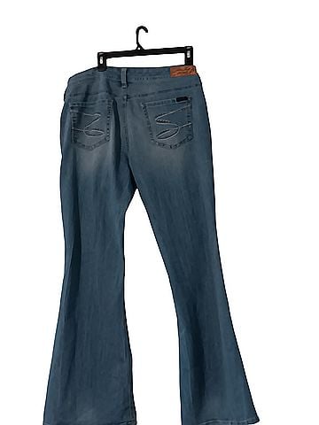 Seven Jeans (view 2)