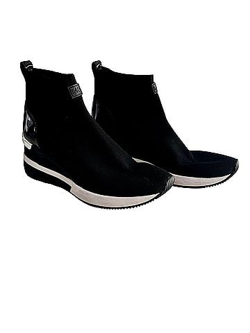 Michael Kors Ankle Boots (view 2)