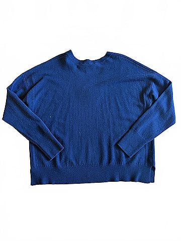 Autumn Cashmere Women's Relaxed V Sweater in Navy (view 2)