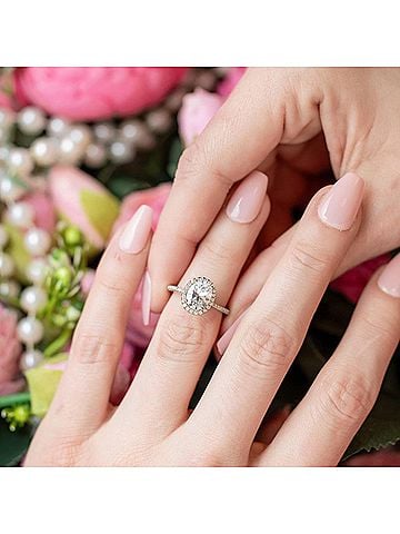 Starlette Women's Guinevere Engagement Ring in Silver (view 2)