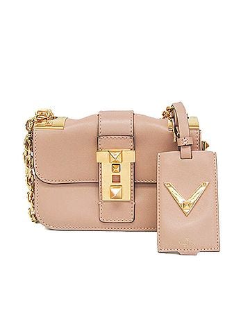 Valentino Garavani Valentino Garavani Rockstud Chain Women's Leather Shoulder Bag Pink Beige (view 1)