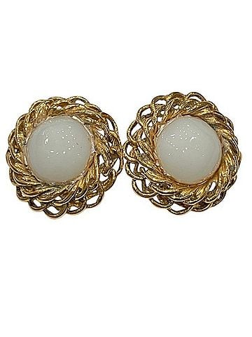 Chanel Chanel CHANEL Faux Pearl Gold Circle Vintage Brand Earrings for Women (view 1)