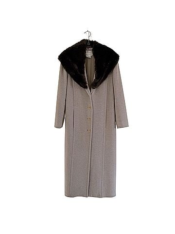 Worth Coat (view 1)