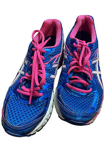 Asics Sneakers (view 2)