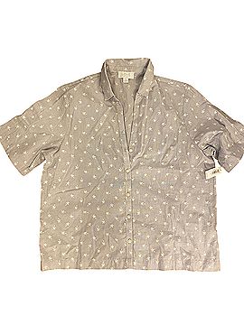 Gap Short Sleeve Button-Down Shirt (view 1)