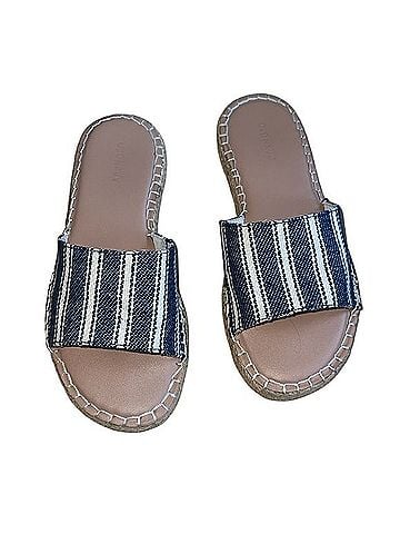 Old Navy Sandals (view 1)