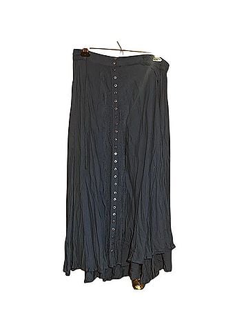 The Pyramid Collection Casual Skirt (view 1)