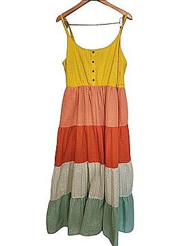 Torrid Women's Clothing On Sale Up To 90% Off Retail | ThredUp