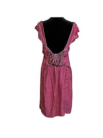 The Pyramid Collection Midi Dress Casual Dress (view 2)