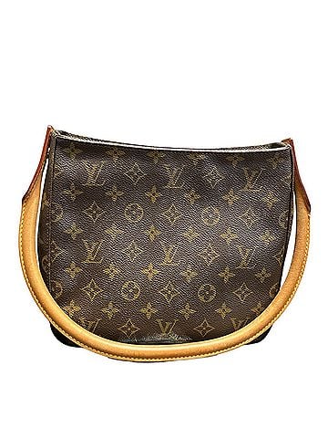 Louis Vuitton Louis Vuitton Looping MM Shoulder Bag, Monogram Canvas, M51146 (view 2)