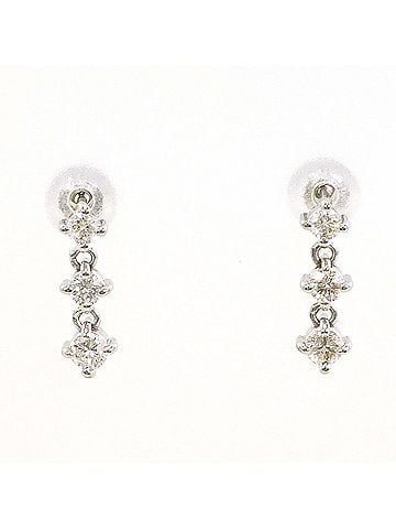 Unbranded 18K (18-karat white gold) earrings with 0.15ct diamonds, total weight 1.0g, jewelry. (view 1)