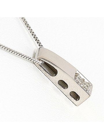 Unbranded 18K (18-karat white gold) necklace with a 0.03ct diamond, total weight 1.7g, 39cm length. Jewelry. (view 2)