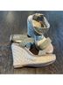 Stuart Weitzman Solid Green Sandals Size 7 1/2 - photo 4