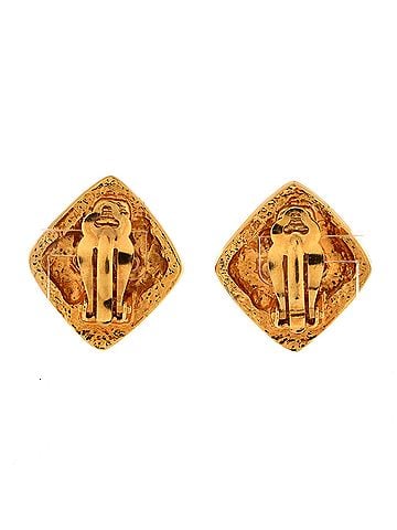 Chanel Vintage CC Diamond Clip-On Earrings Metal (view 2)