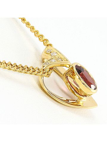 Unbranded 18K (18-karat) Yellow Gold Necklace with Garnet and Diamond (carat weight not stamped), Total Weight 7.9g, 43cm, Jewelry (view 2)