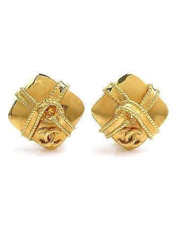 Chanel Chanel earrings, Coco Mark design, metal, gold, women's, e61911a (view 1)