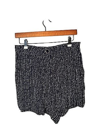 Ett:Twa Ett:twa Shorts (view 1)