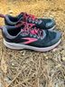 Brooks Black Pink Gray Sneakers Size 10 - photo 7