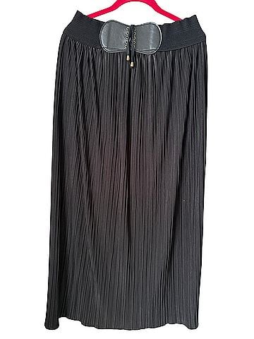 Jon & Anna Casual Skirt (view 1)