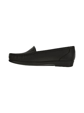 SAS Women's Simplify Loafer in Black (view 2)