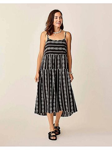 Carve Designs Jacey Textured Dress in Black (view 2)