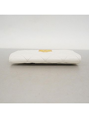 Chanel Chanel Matelassé Caviar Leather Wallet/Coin Case, White, for Women (view 2)