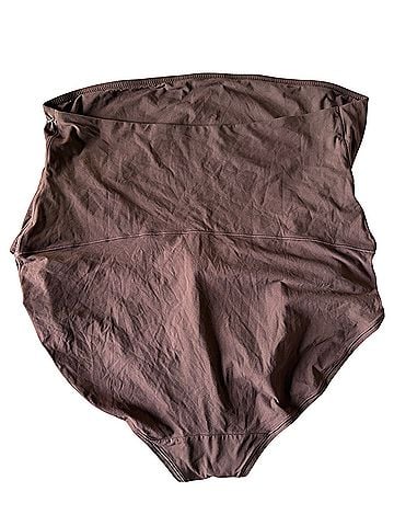 SKIMS Fits Everybody Maternity Banded High Waist Brief Baselayers (view 2)