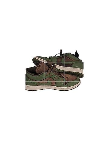 Jordan Sneakers (view 2)