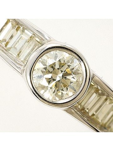 Unbranded 18K (18-karat white gold) ring with yellow diamond, 0.70ct VS2 clarity, certified, total weight 3.0g, jewelry. (view 2)
