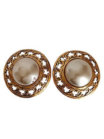 Chanel CHANEL 25 Coco Mark Metal Faux Pearl Clip Earrings, Gold Color, Women's Accessory (view 1)
