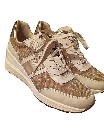 Michael Kors Sneakers (view 2)