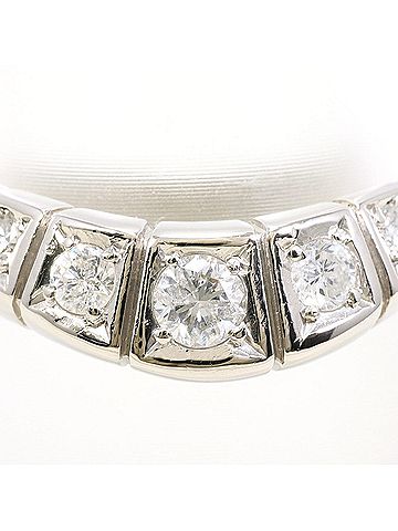 Unbranded PT900 Platinum Ring with 1 Diamond (no carat marking), Certificate of Authenticity, Total Weight 5.6g, Like New Condition. (view 2)